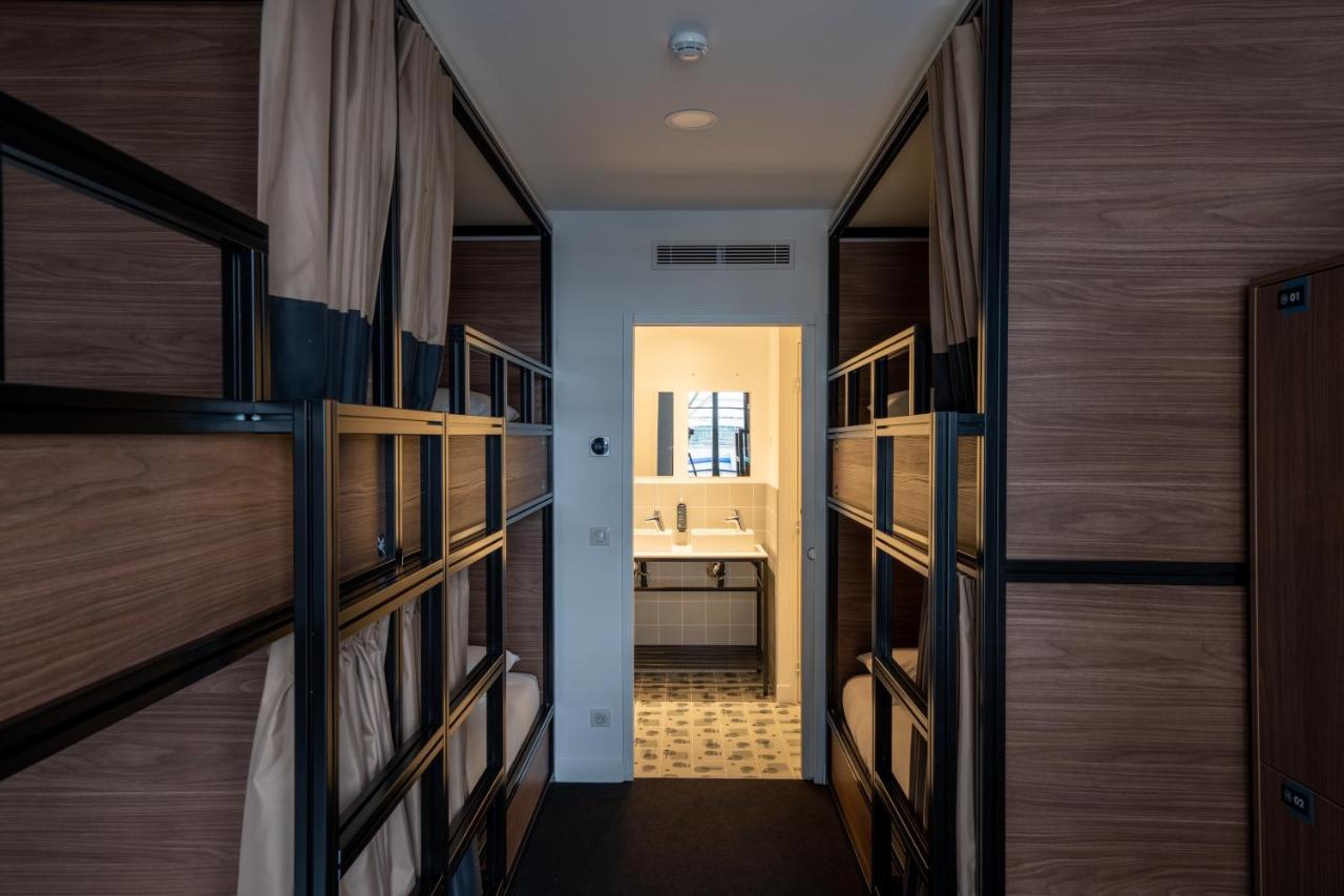 6-Bed Mixed Dormitory Room